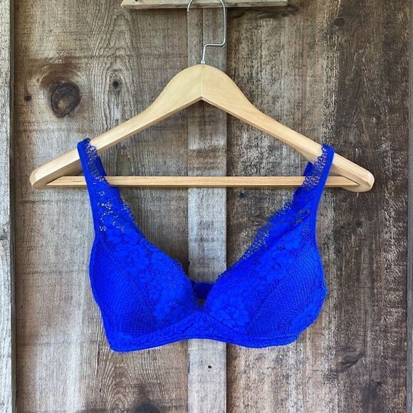 Ambrielle Lace Bra  - Picture 1 of 4